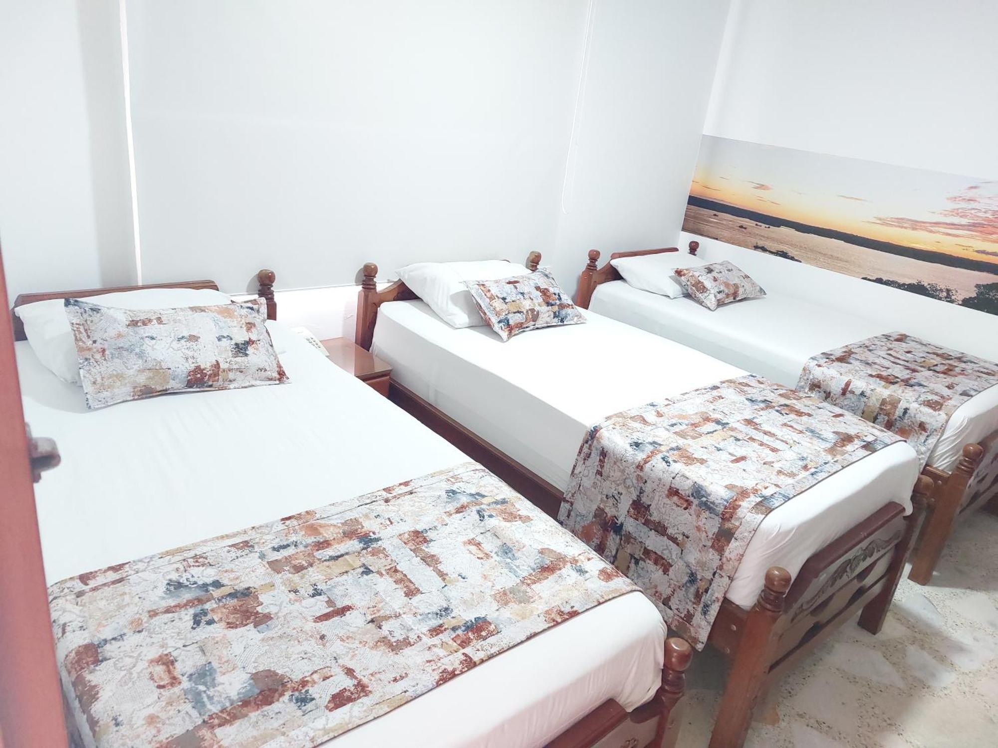 Hotel Steven Буенавентура Екстериор снимка