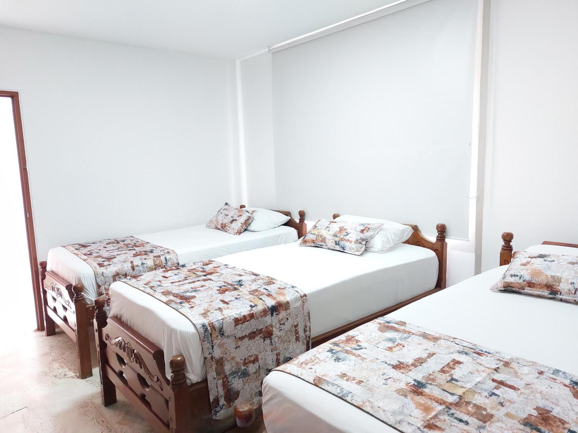 Hotel Steven Буенавентура Екстериор снимка
