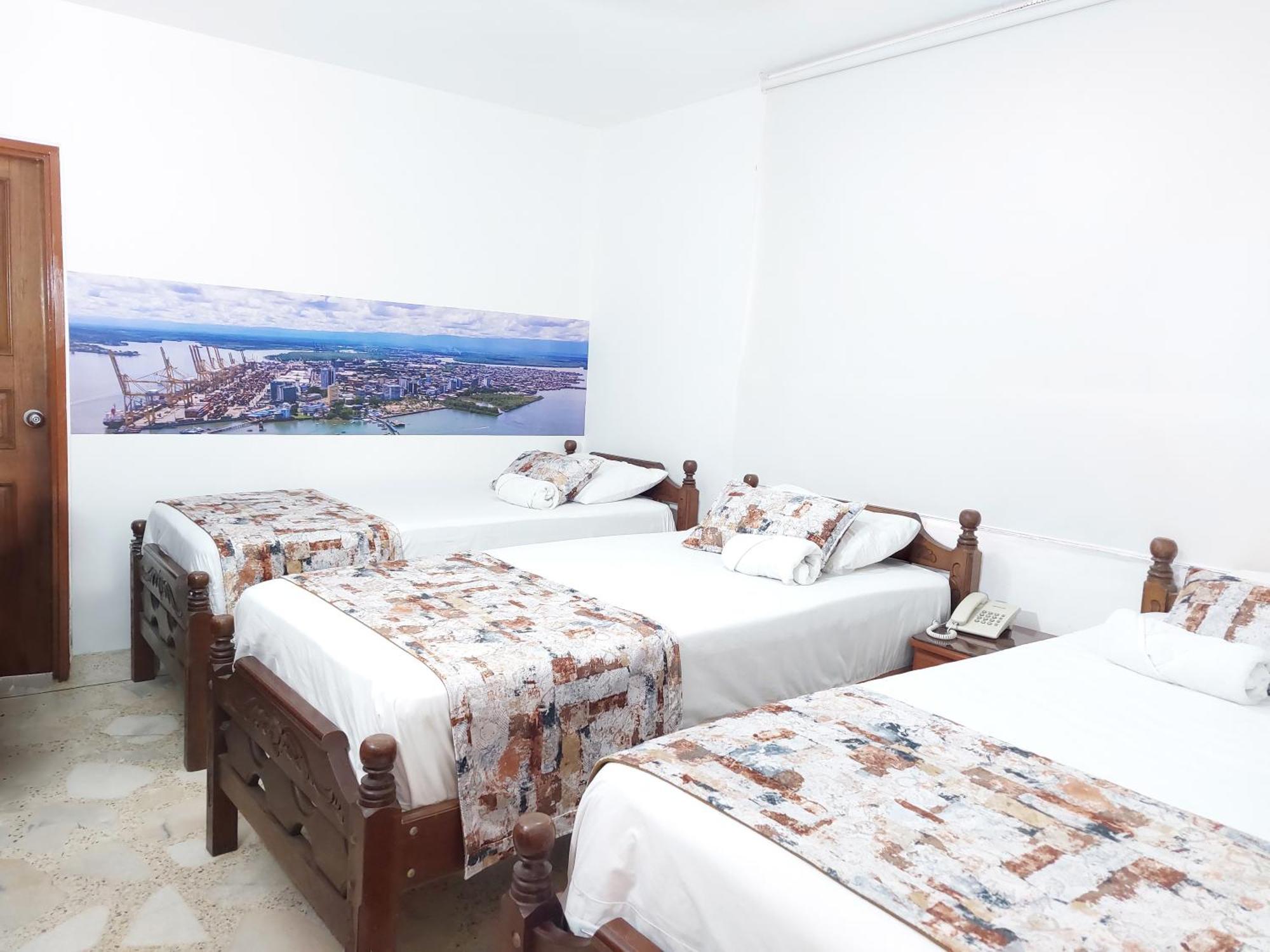 Hotel Steven Буенавентура Екстериор снимка